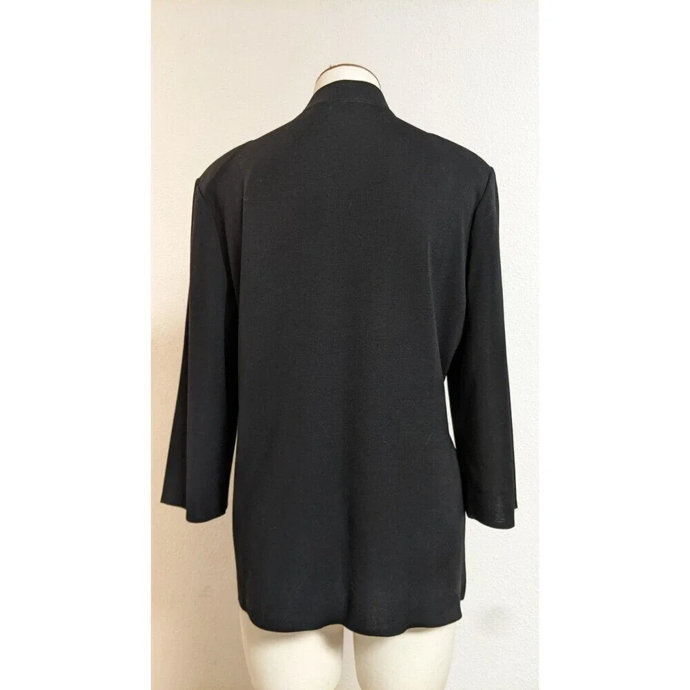 Women's MISOOK Black Knit Embroidered Blue/White Floral Design Jacket Medium